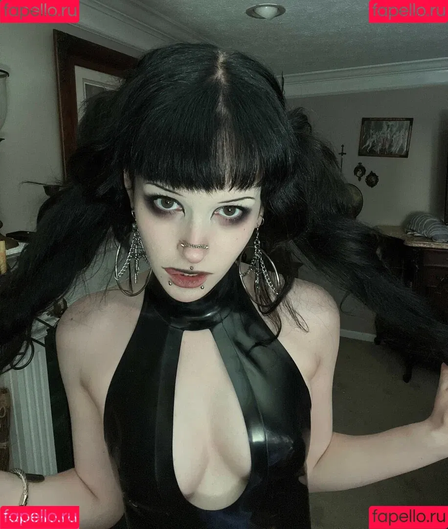 Gutknot Onlyfans Photo Gallery 