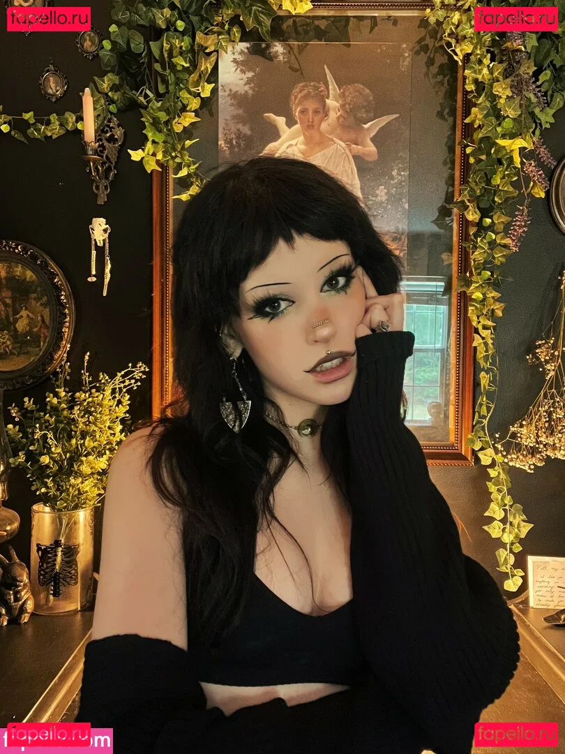 Gutknot Onlyfans Photo Gallery 