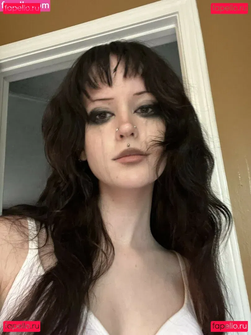 Gutknot Onlyfans Photo Gallery 