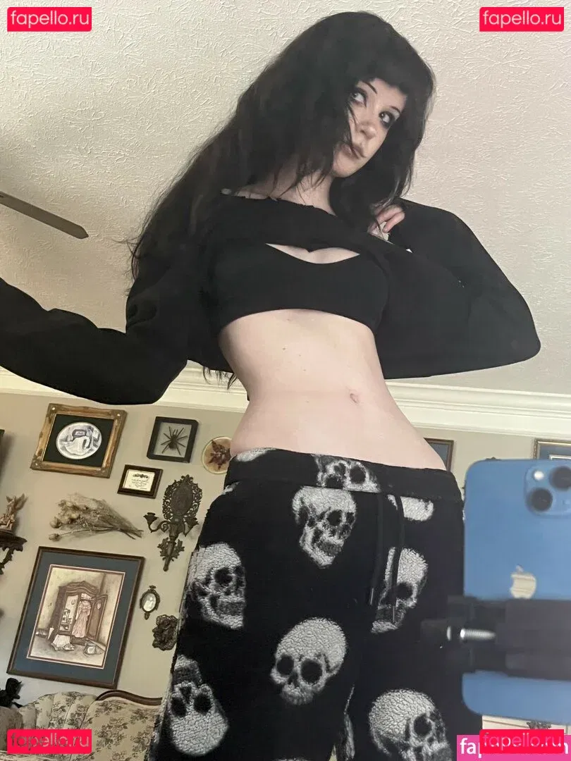 Gutknot Onlyfans Photo Gallery 