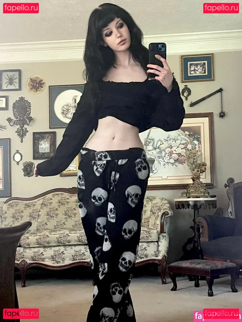 Gutknot Onlyfans Photo Gallery 