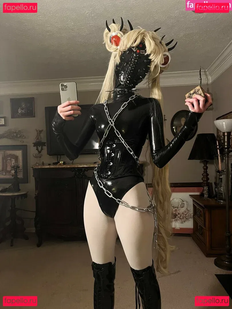 Gutknot Onlyfans Photo Gallery 