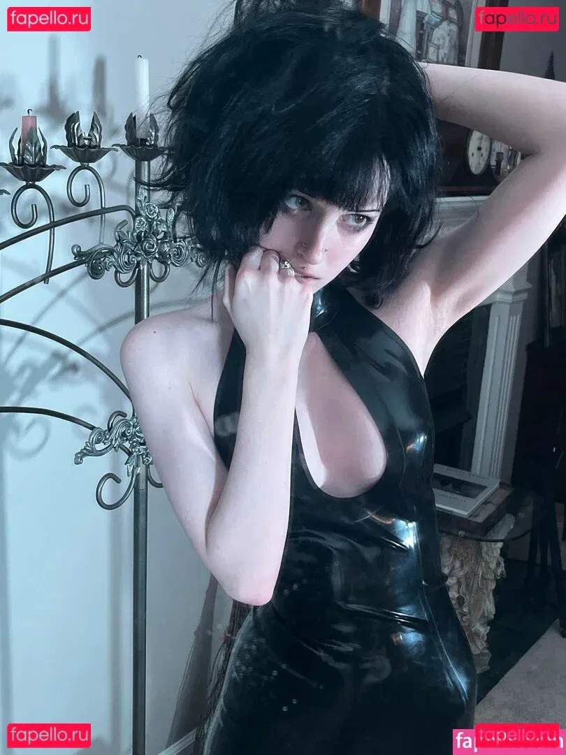 Gutknot Onlyfans Photo Gallery 