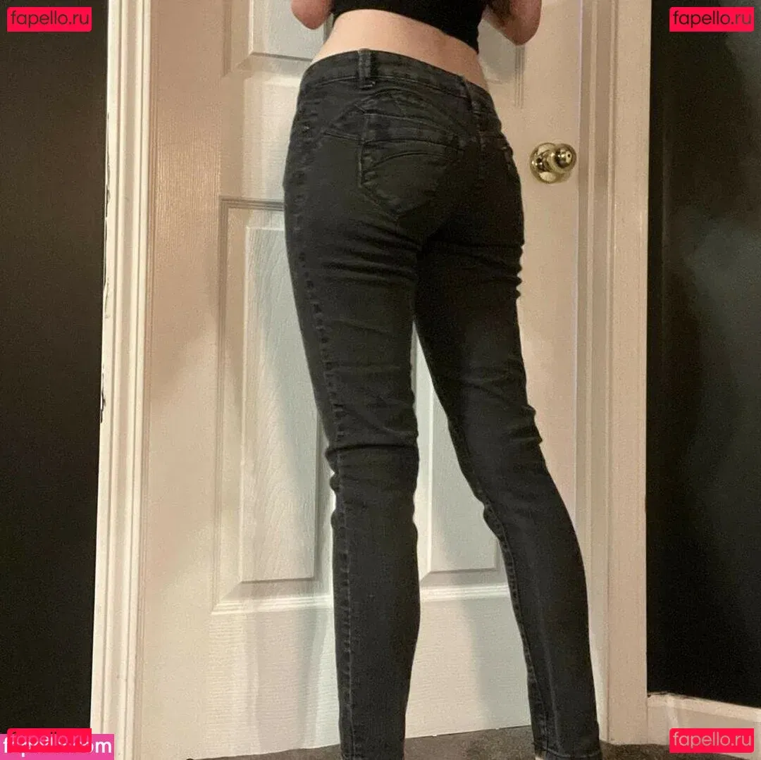 Gutknot Onlyfans Photo Gallery 