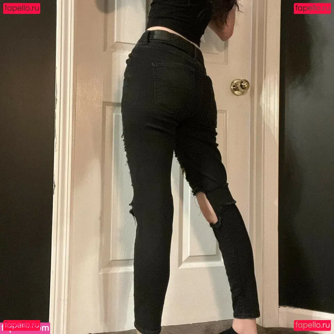 Gutknot Onlyfans Photo Gallery 