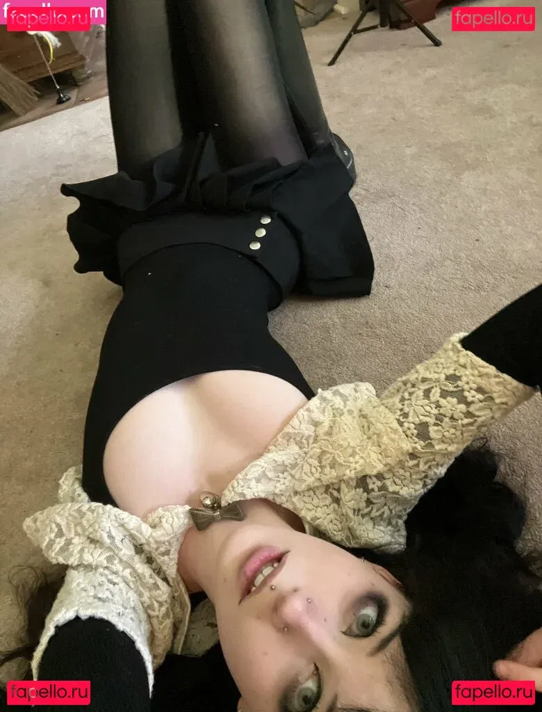 Gutknot Onlyfans Photo Gallery 