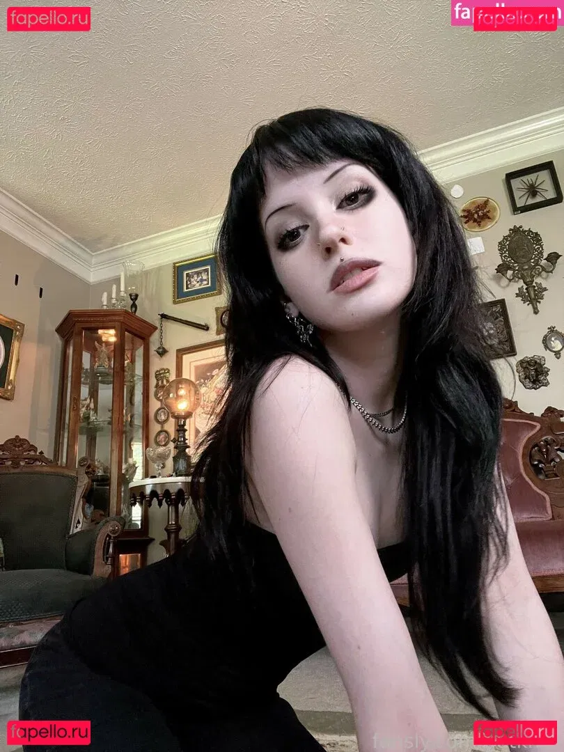 Gutknot Onlyfans Photo Gallery 