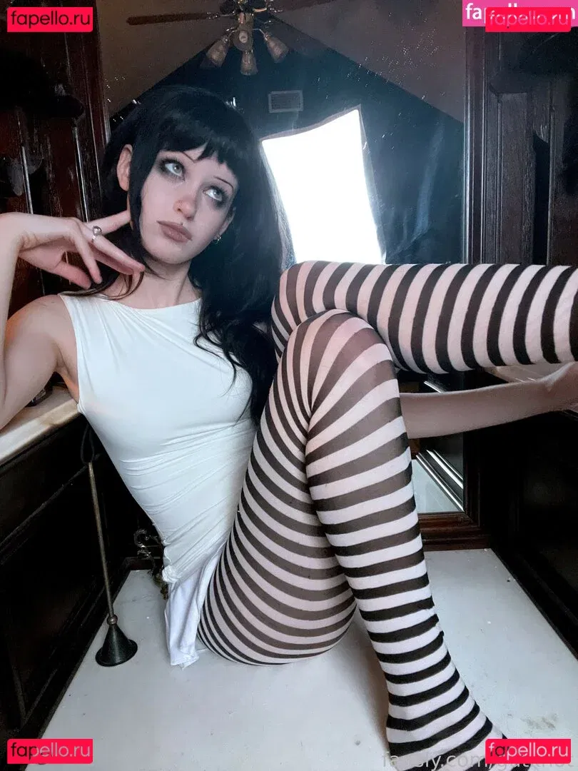 Gutknot Onlyfans Photo Gallery 