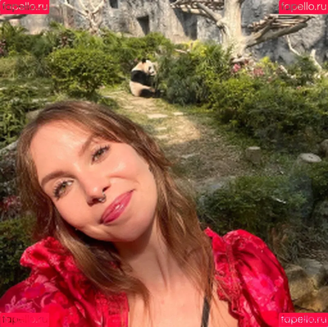 Gabbie Fadel Onlyfans Photo Gallery 