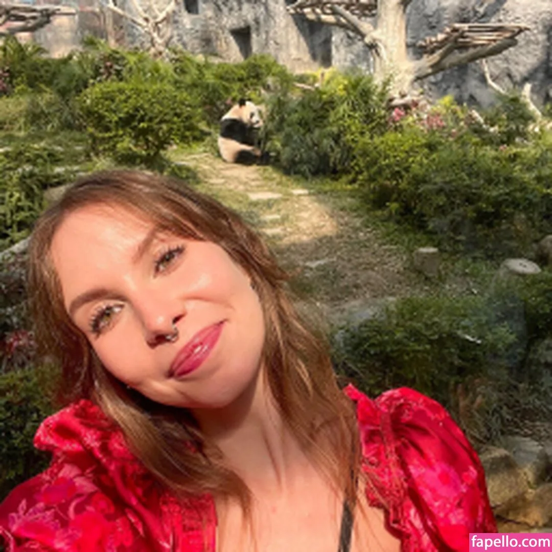 Gabbie Fadel Onlyfans Photo Gallery 