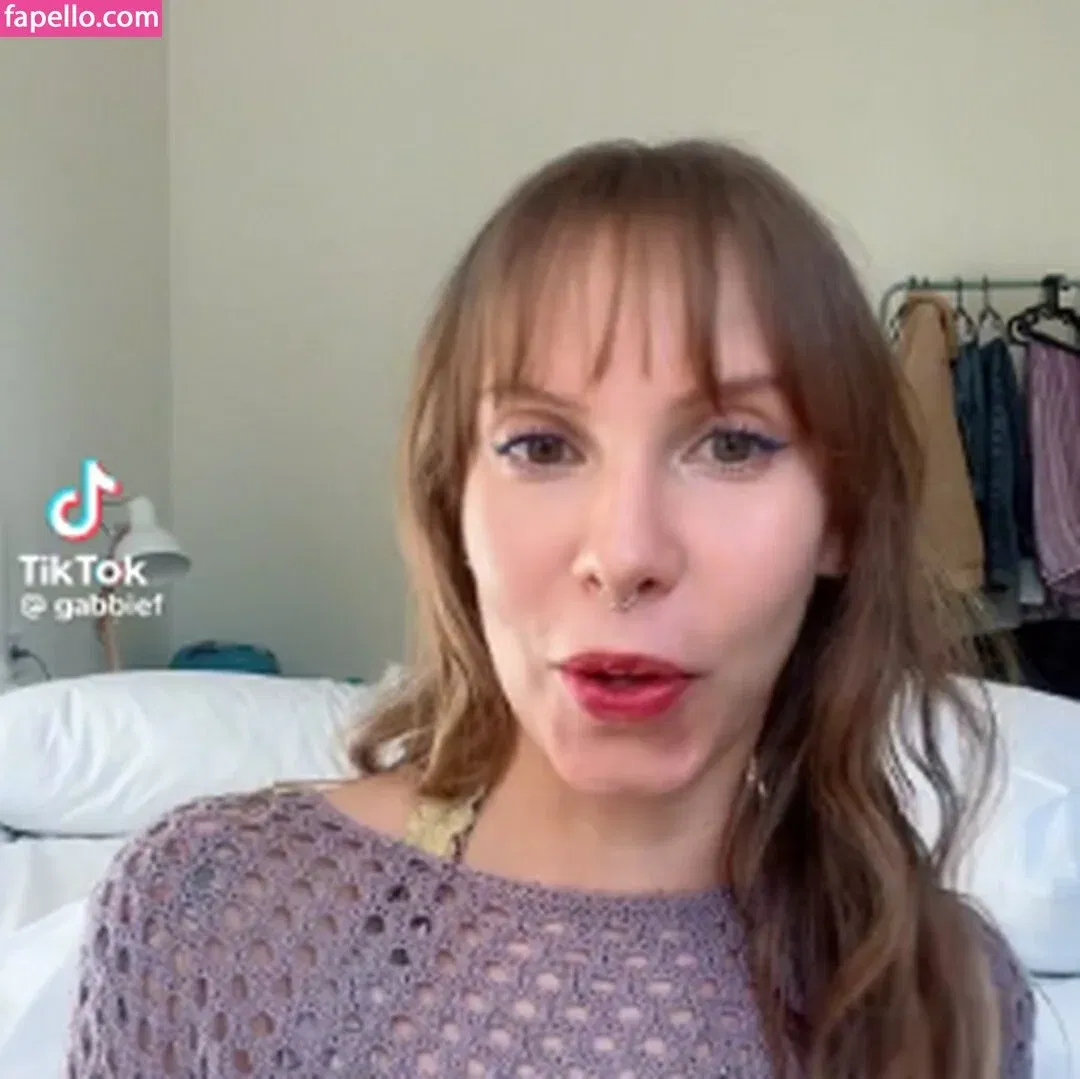 Gabbie Fadel Onlyfans Photo Gallery 