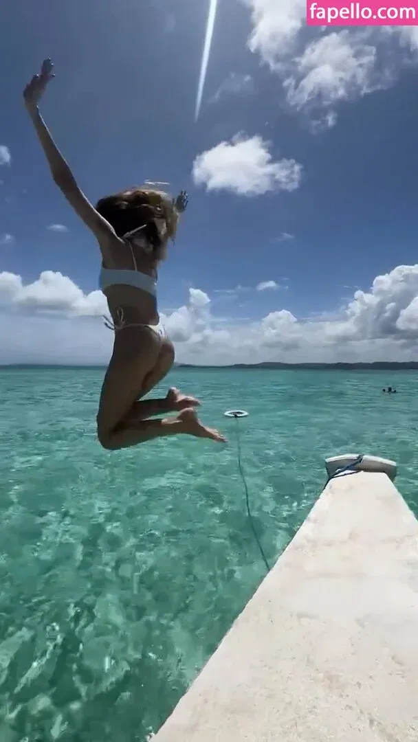 Gabbie Fadel Onlyfans Photo Gallery 