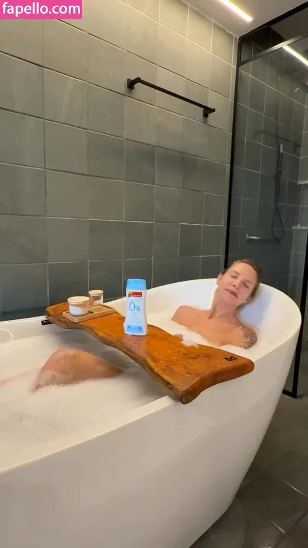 Gabbie Fadel Onlyfans Photo Gallery 