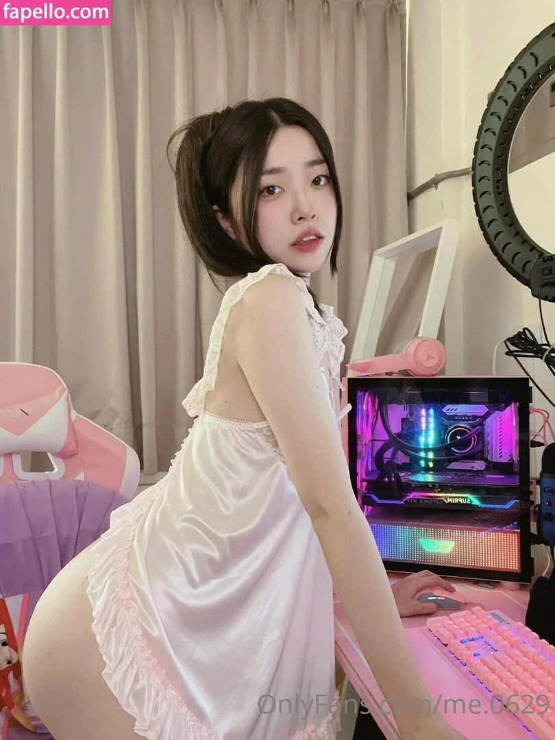 me.0629 Onlyfans Photo Gallery 