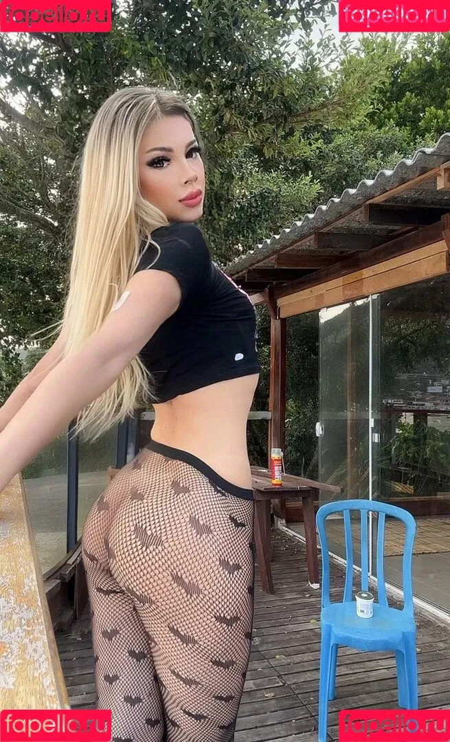 Julia Vern Onlyfans Photo Gallery 