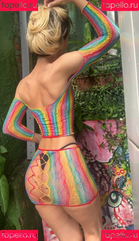Julia Vern Onlyfans Photo Gallery 