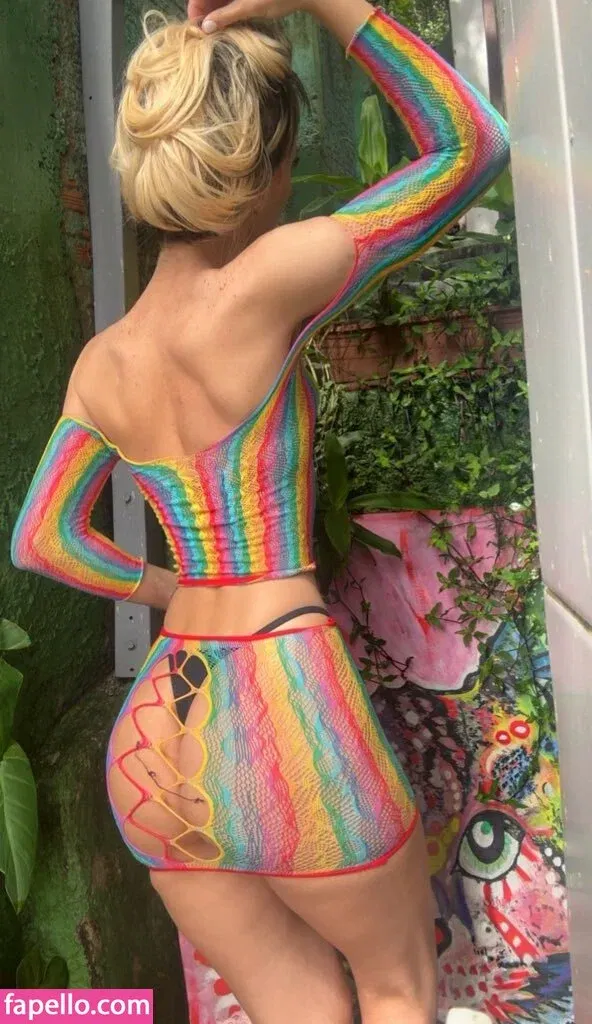 Julia Vern Onlyfans Photo Gallery 