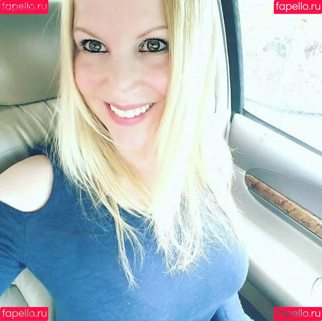 Debbie Onlyfans Photo Gallery 