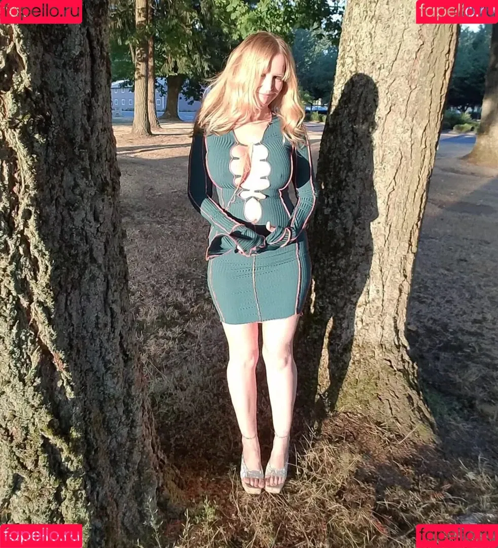 Debbie Onlyfans Photo Gallery 