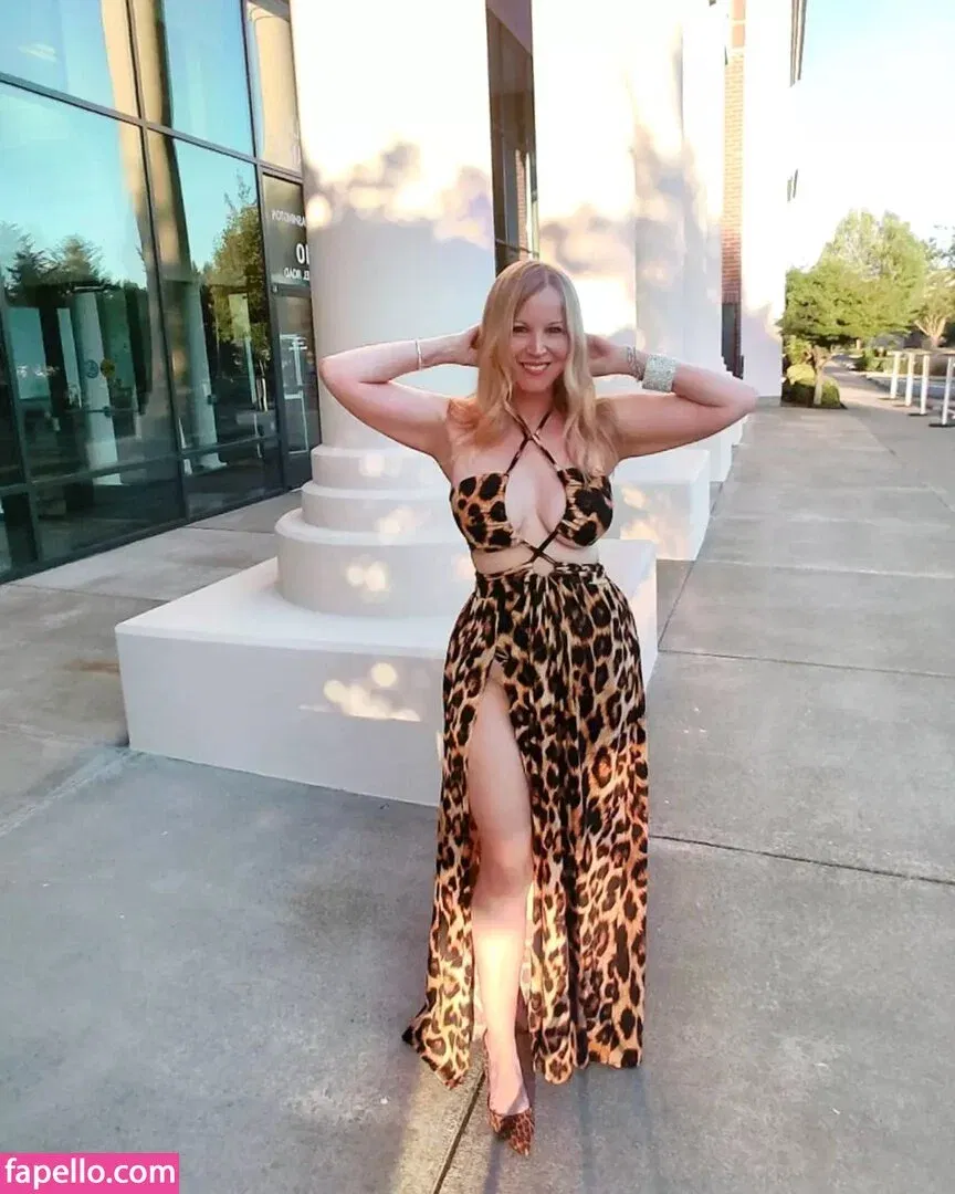 Debbie Onlyfans Photo Gallery 