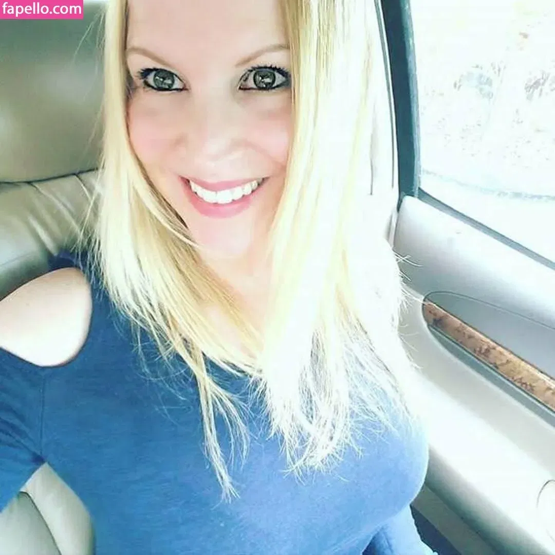 Debbie Onlyfans Photo Gallery 