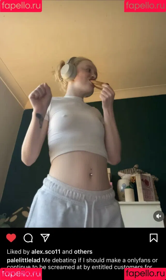 palelittlelad Onlyfans Photo Gallery 