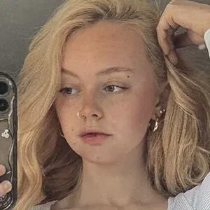 palelittlelad Onlyfans Photo Gallery 