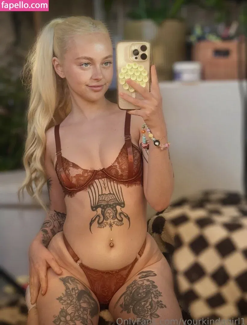 palelittlelad Onlyfans Photo Gallery 