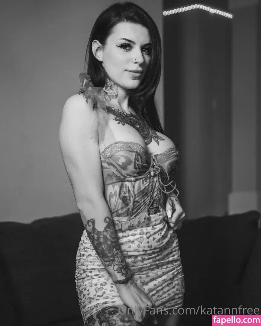 katannfree Onlyfans Photo Gallery 