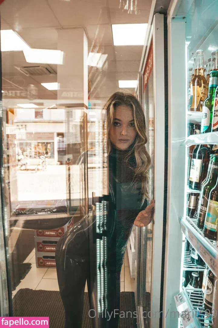 giulia.hmb Onlyfans Photo Gallery 