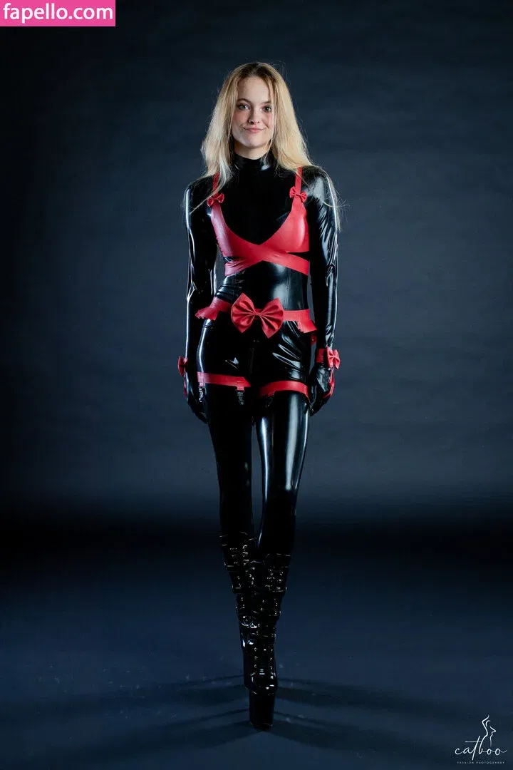 giulia.hmb Onlyfans Photo Gallery 