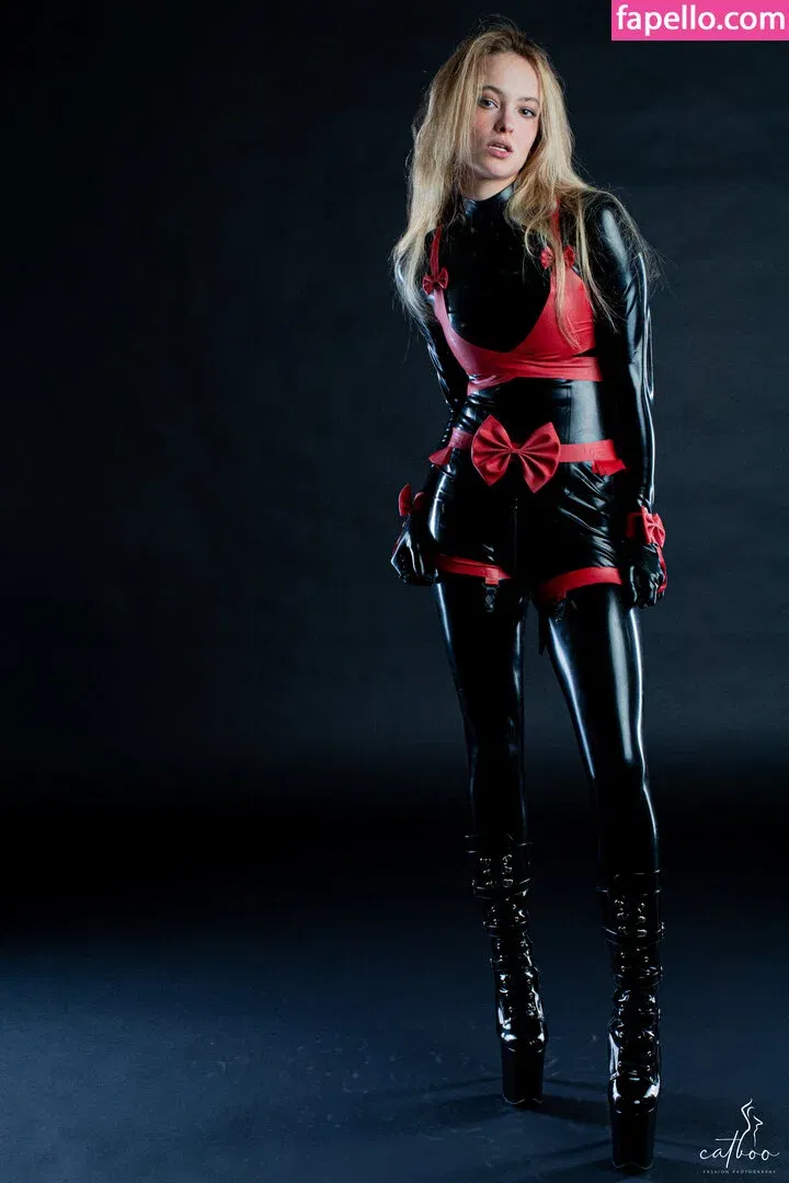 giulia.hmb Onlyfans Photo Gallery 