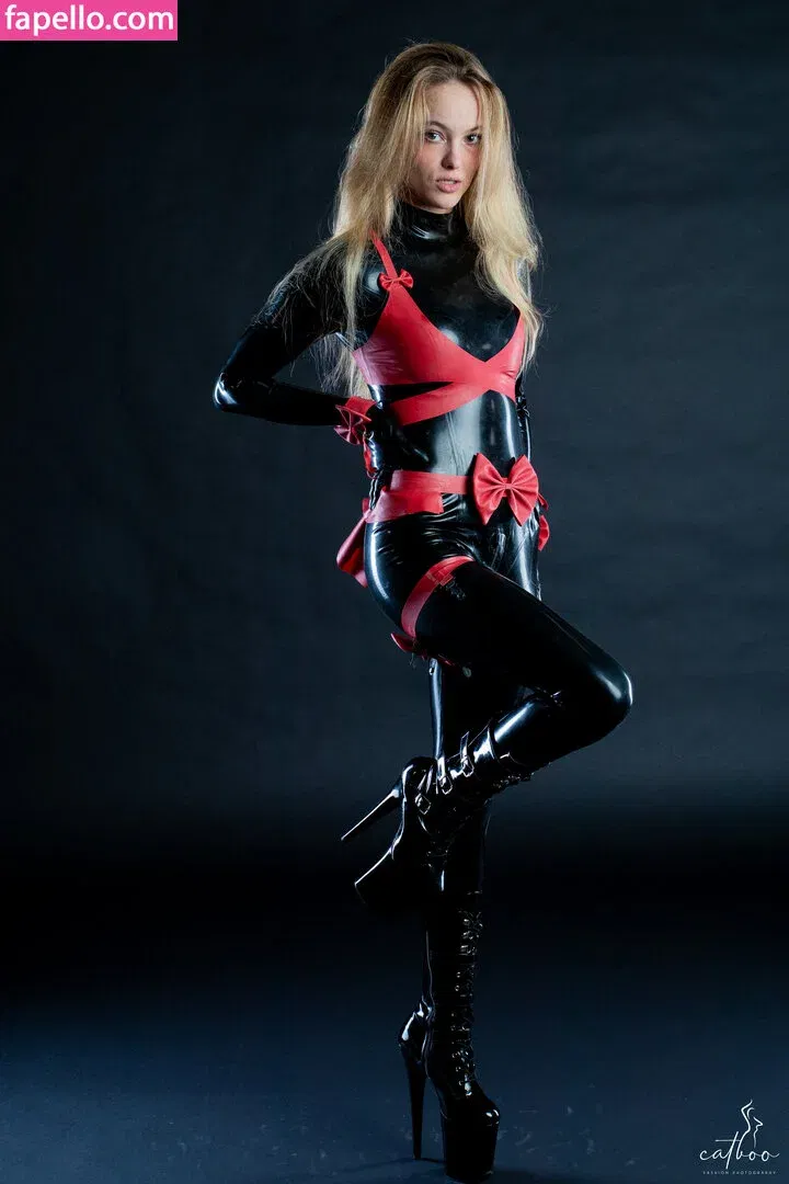 giulia.hmb Onlyfans Photo Gallery 