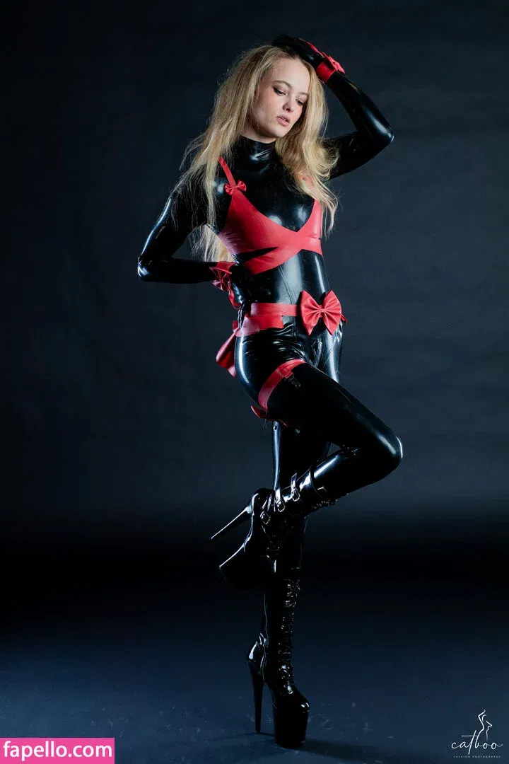 giulia.hmb Onlyfans Photo Gallery 