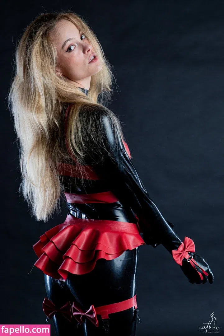 giulia.hmb Onlyfans Photo Gallery 