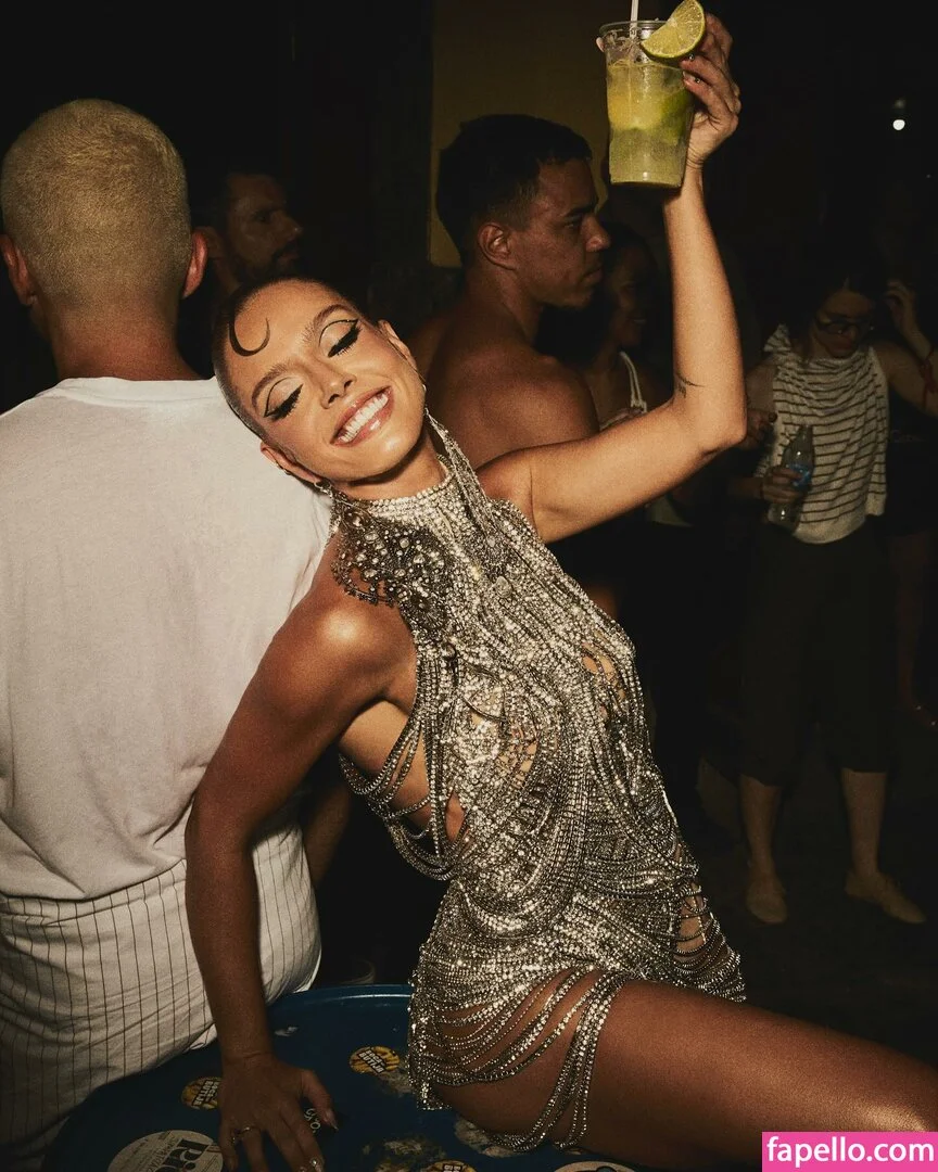 Giovanna Lancellotti Onlyfans Photo Gallery 