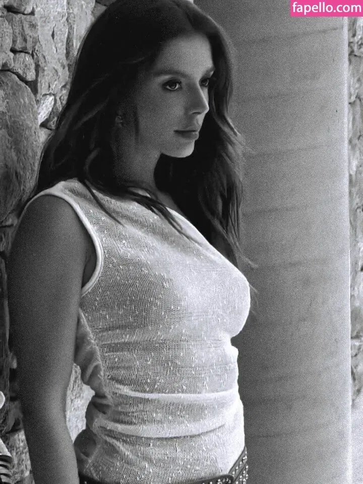 Giovanna Lancellotti Onlyfans Photo Gallery 