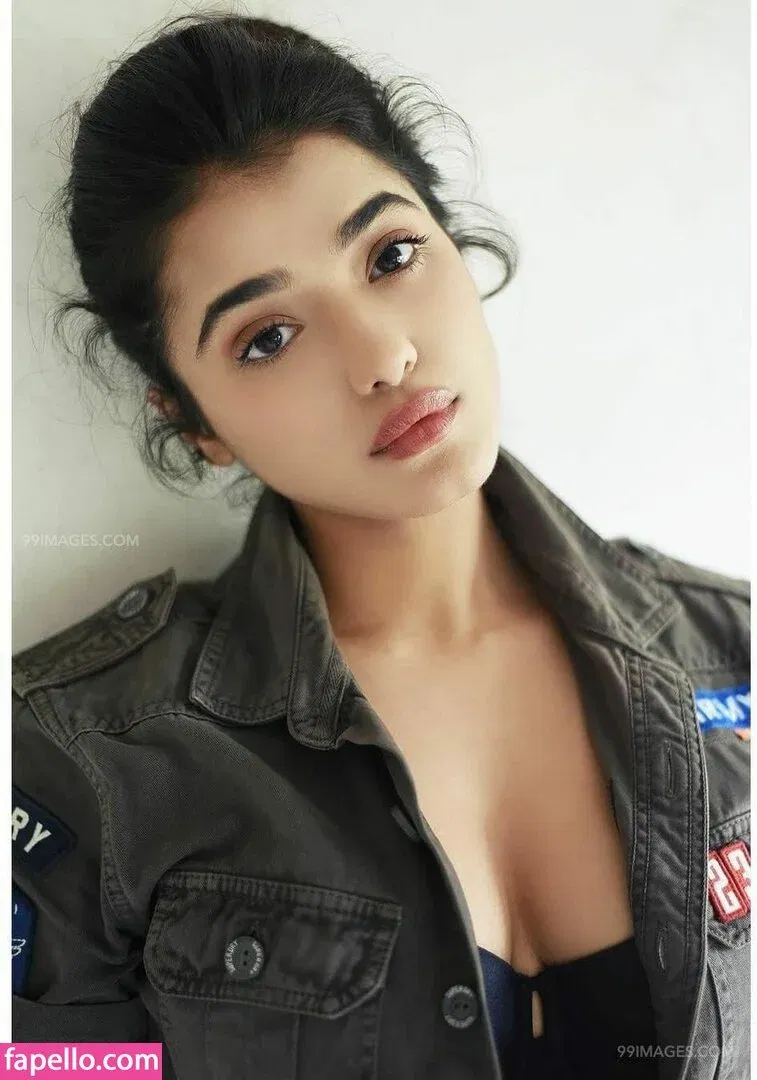 Ketika Sharma Onlyfans Photo Gallery 