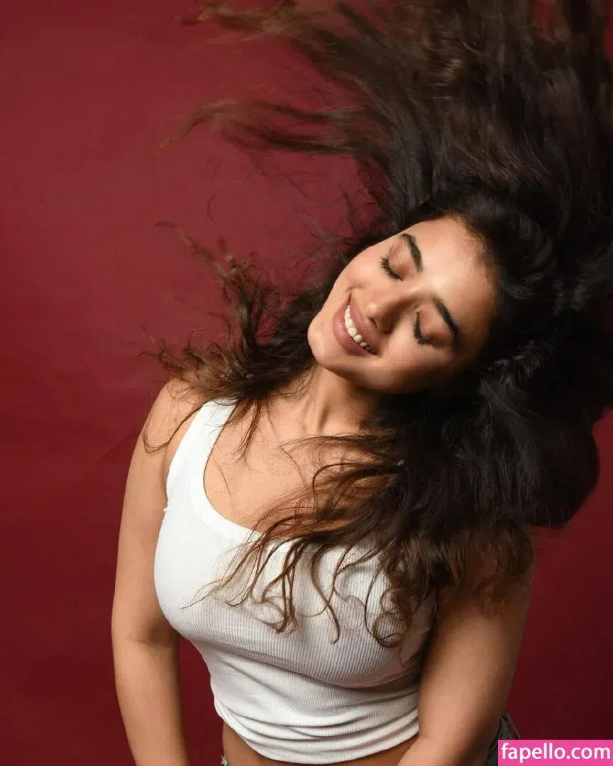 Ketika Sharma Onlyfans Photo Gallery 