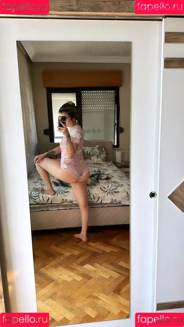Simge Barankoğlu Onlyfans Photo Gallery 