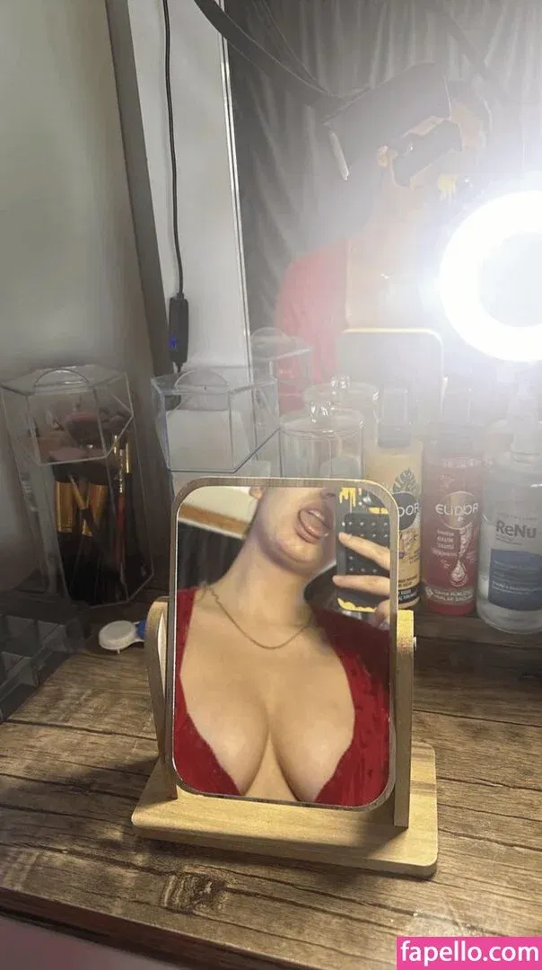 Simge Barankoğlu Onlyfans Photo Gallery 