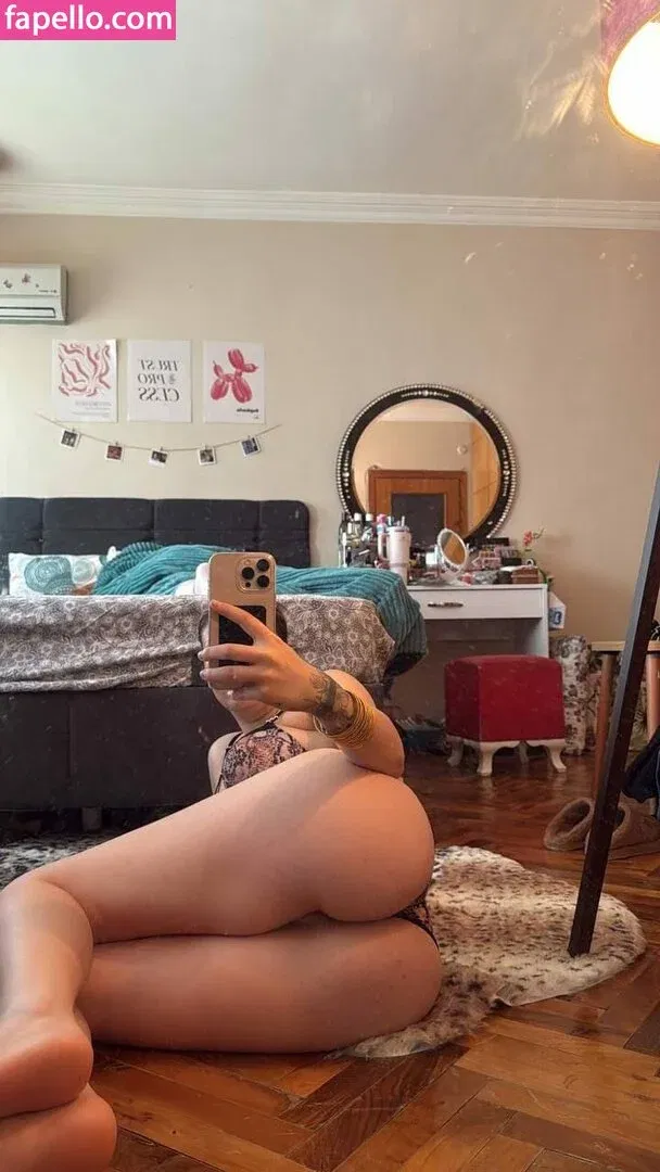 Simge Barankoğlu Onlyfans Photo Gallery 