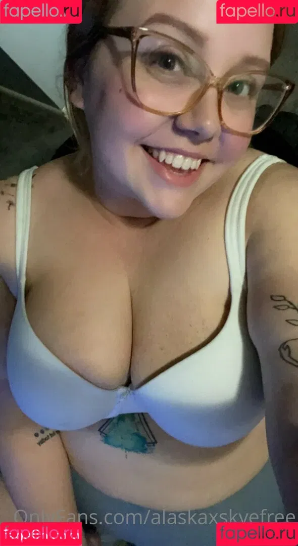 alaskaxskyefree Onlyfans Photo Gallery 
