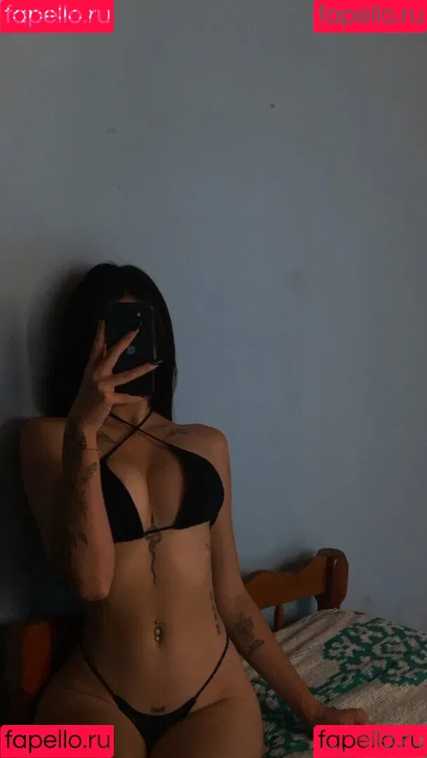 oliveiiranatt Onlyfans Photo Gallery 
