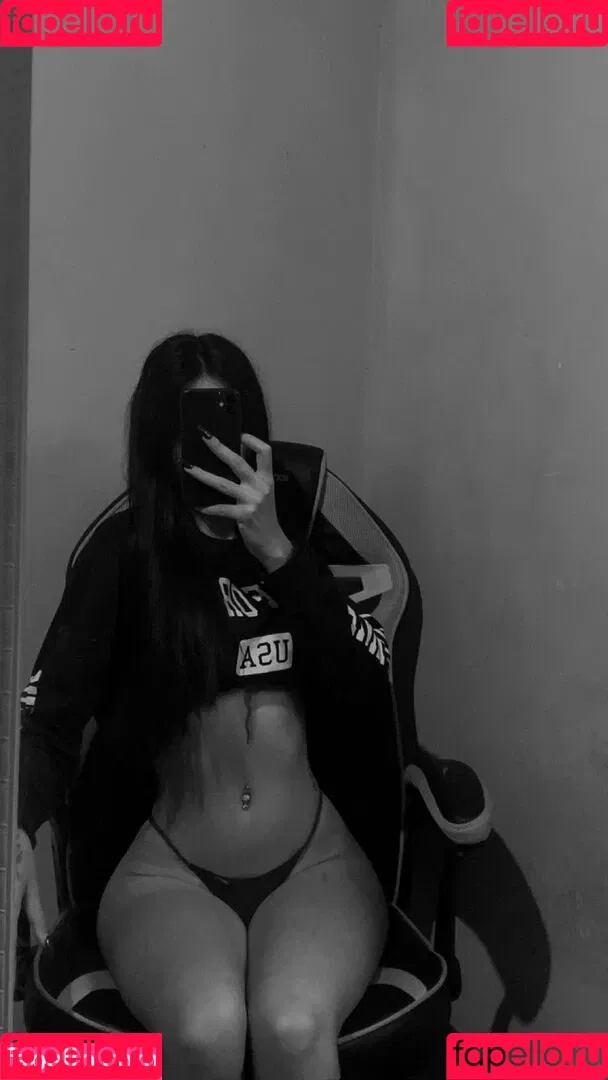 oliveiiranatt Onlyfans Photo Gallery 