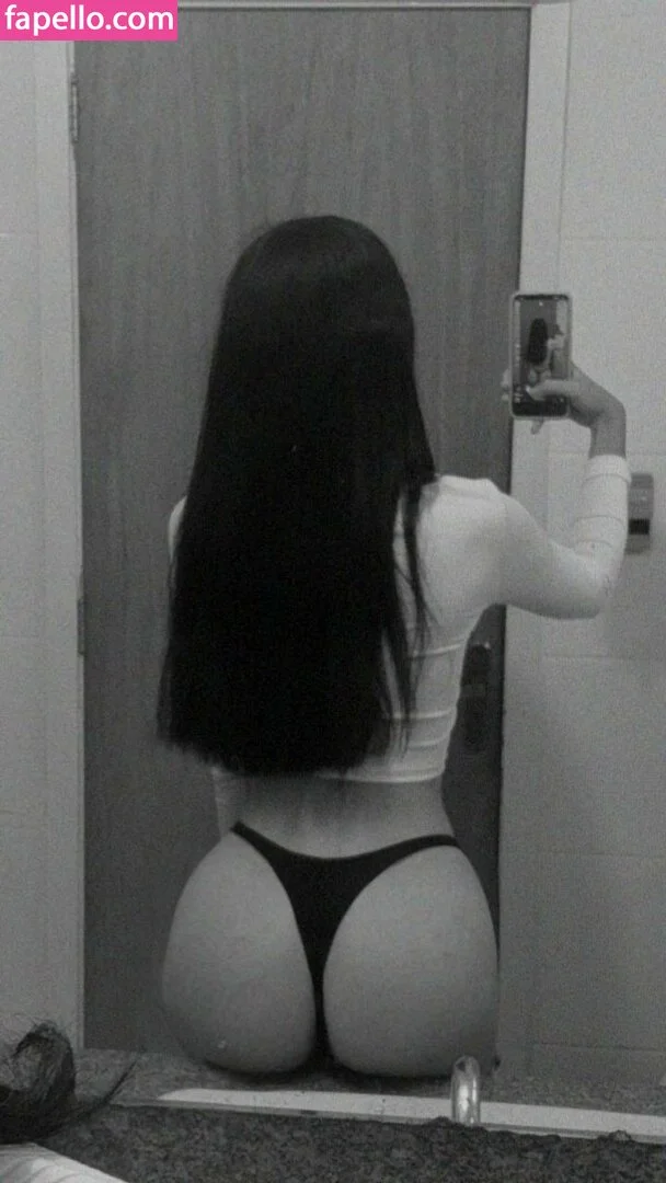 oliveiiranatt Onlyfans Photo Gallery 