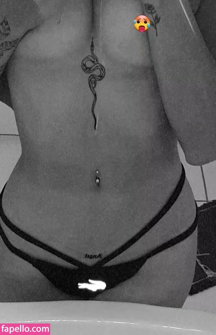 oliveiiranatt Onlyfans Photo Gallery 