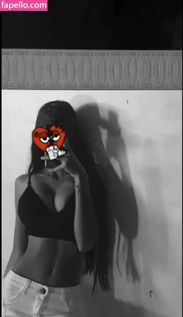 oliveiiranatt Onlyfans Photo Gallery 