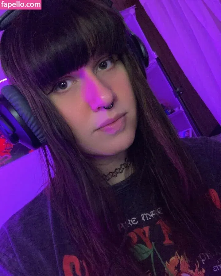 Gothmae Onlyfans Photo Gallery 