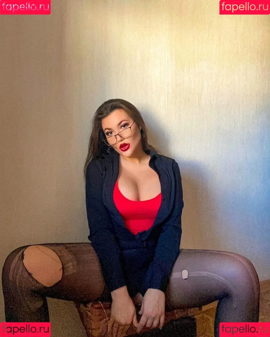 Albina Gladkikh Onlyfans Photo Gallery 